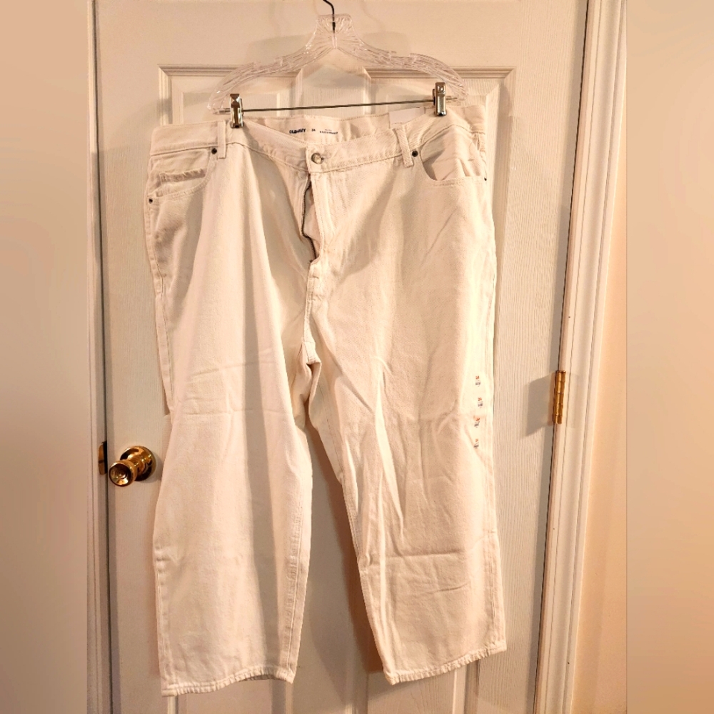 NWT Old Navy slochy straight white Jeans, sz 24